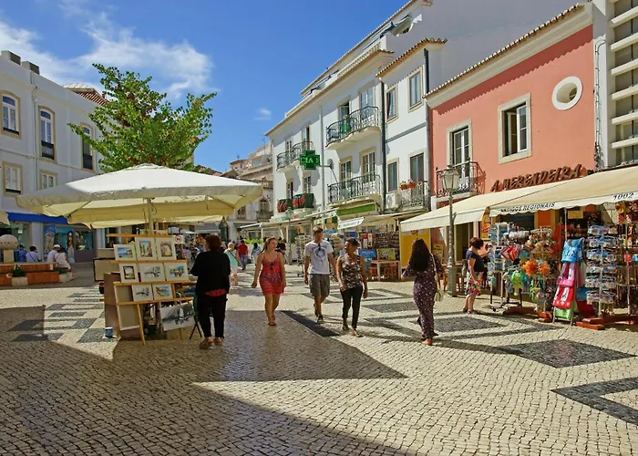 A46 - Oliveira Downtown Apartment